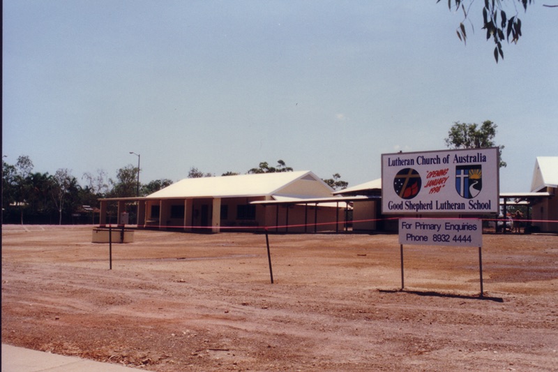 Palmerston_campus_1997